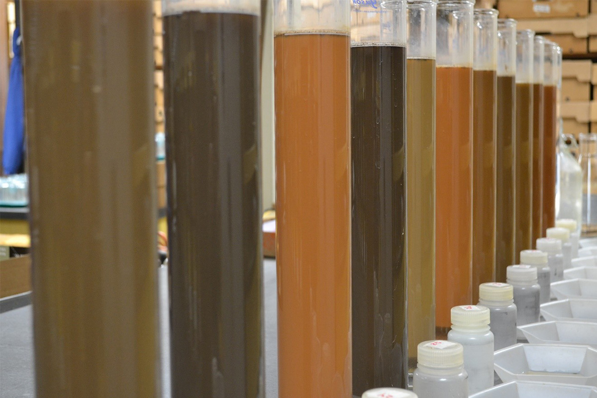 Suspensions of soil from different farms in North Carolina to determine clay concentration