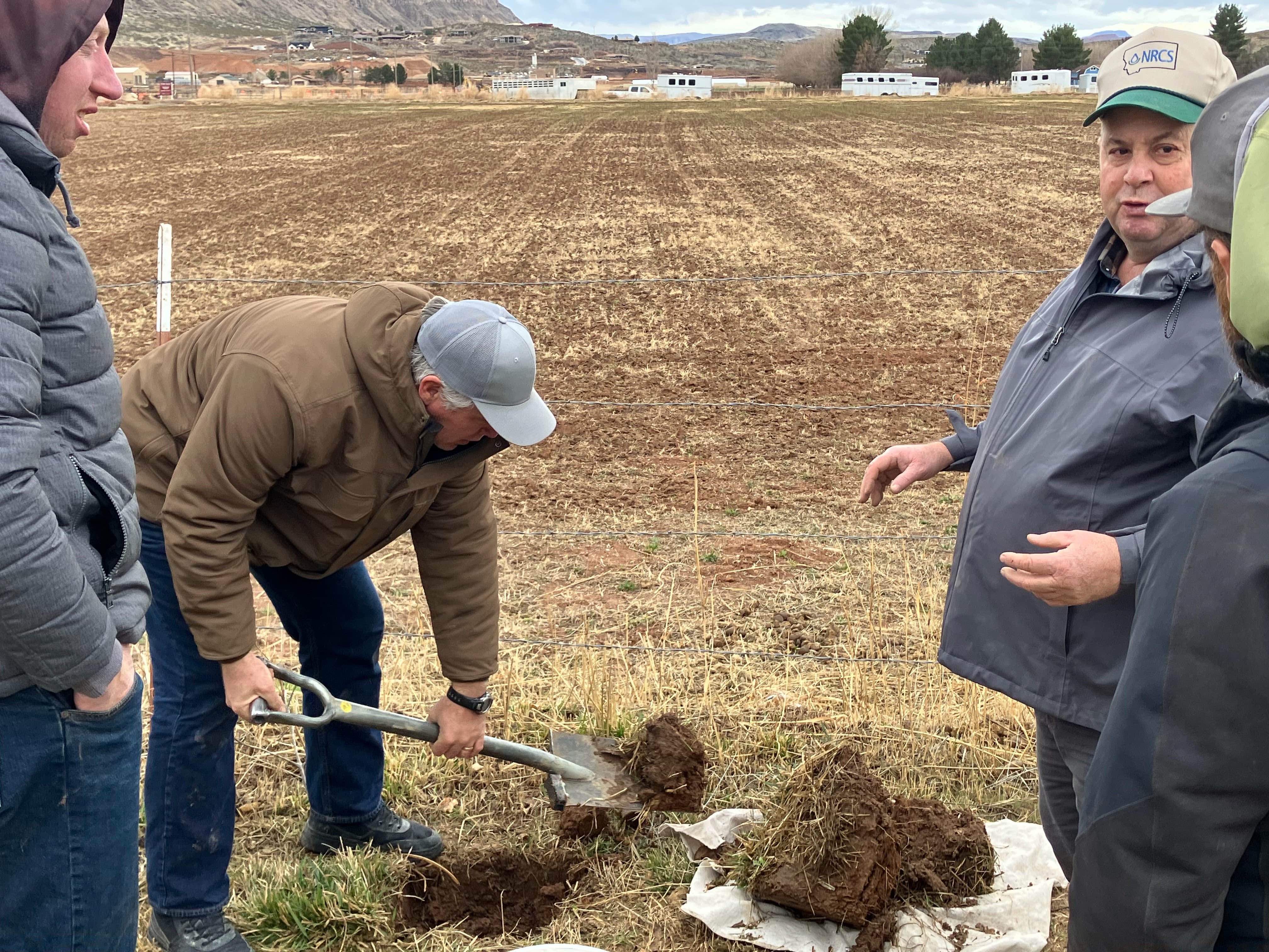 Producers and crop advisers in the Intermountain West rely on diverse sources of information about soil health management, from YouTube videos to demo day events. Photo courtesy of Tony Richards.