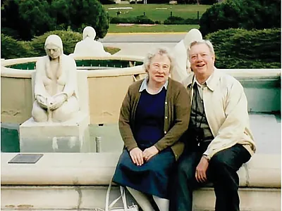 Don and Joanne Nielsen on the Iowa State University campus during the first Kirkham Conference in 2000.